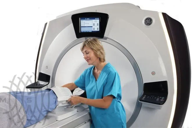 Магнитно-резонансный томограф GE HealthCare Optima MR450w